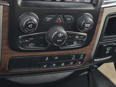 2018 RAM 1500 Laramie Crew Cab 4x4 5'7" Box