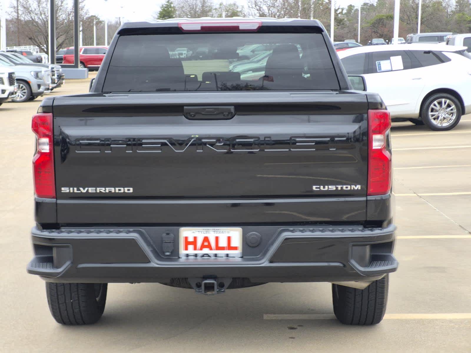 2025 Chevrolet Silverado 1500 Custom