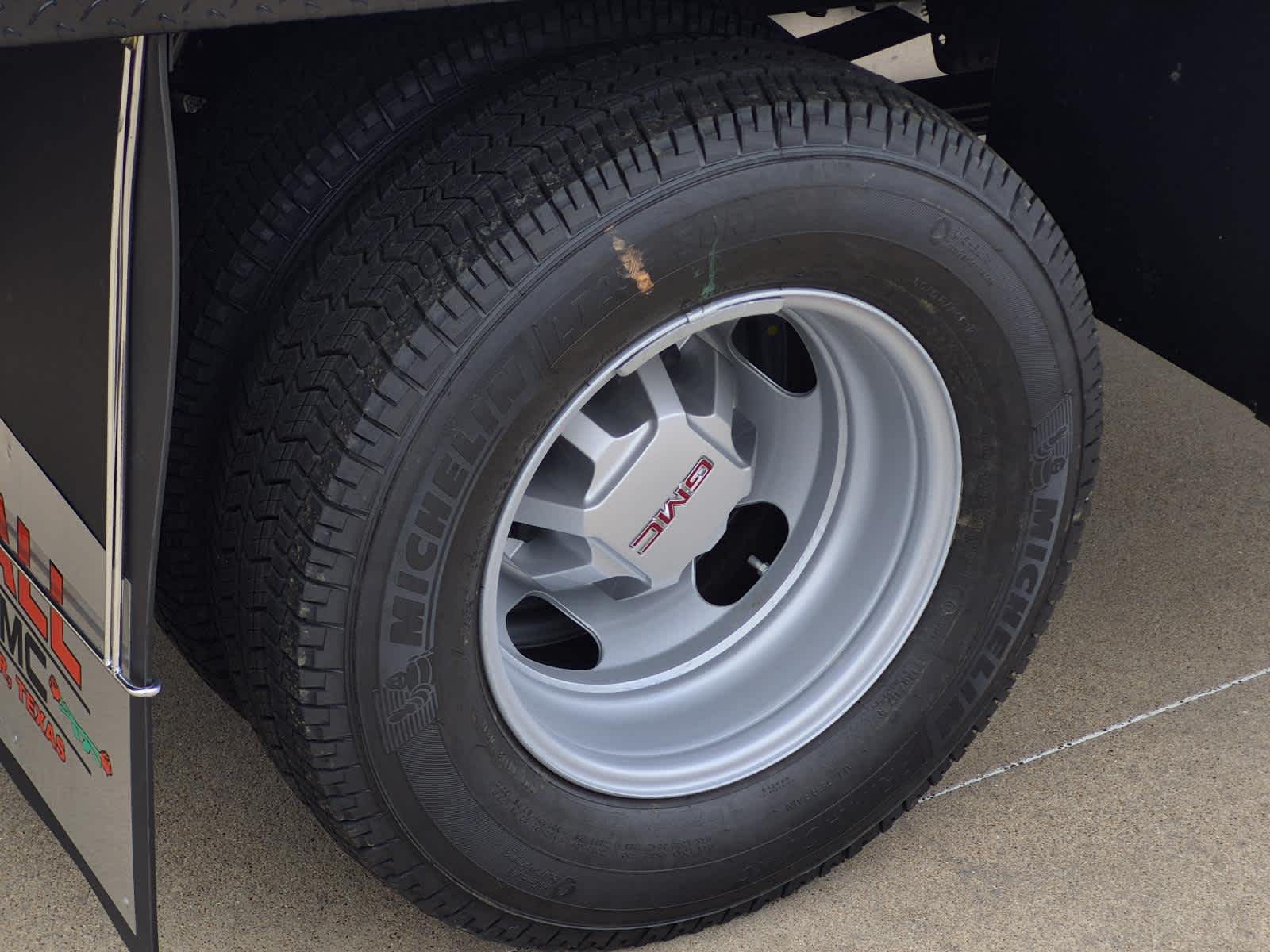 2026 GMC Sierra 3500 HD Chassis Cab Pro