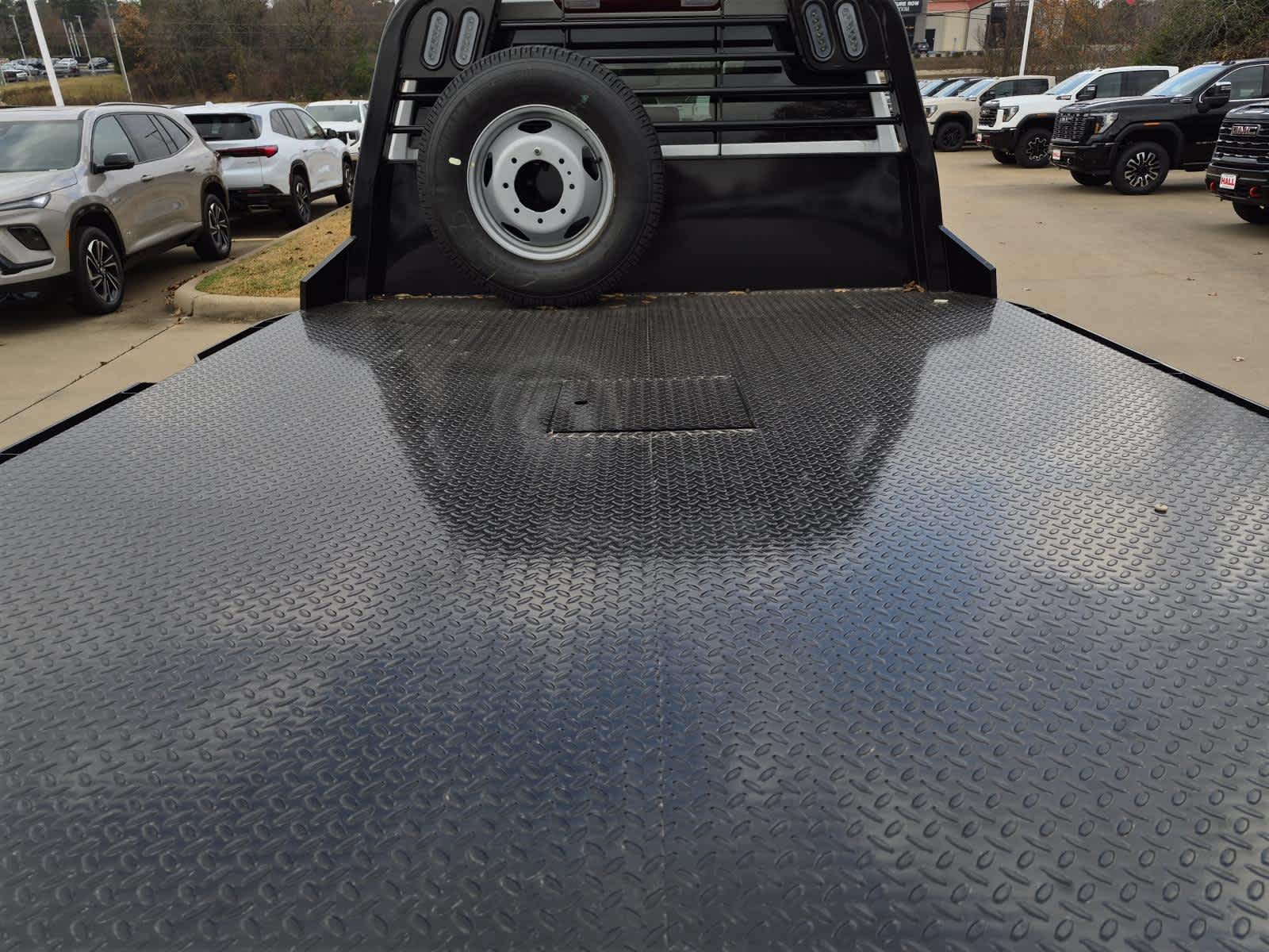 2026 GMC Sierra 3500 HD Chassis Cab Pro