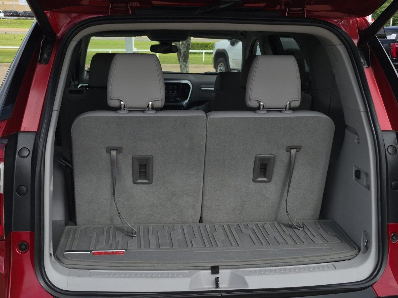 2022 GMC Acadia SLT