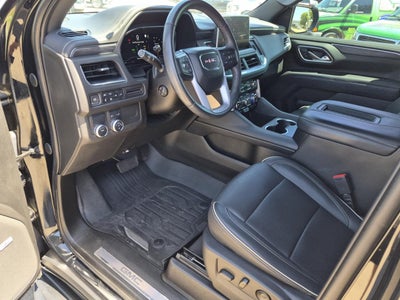 2022 GMC Yukon SLT