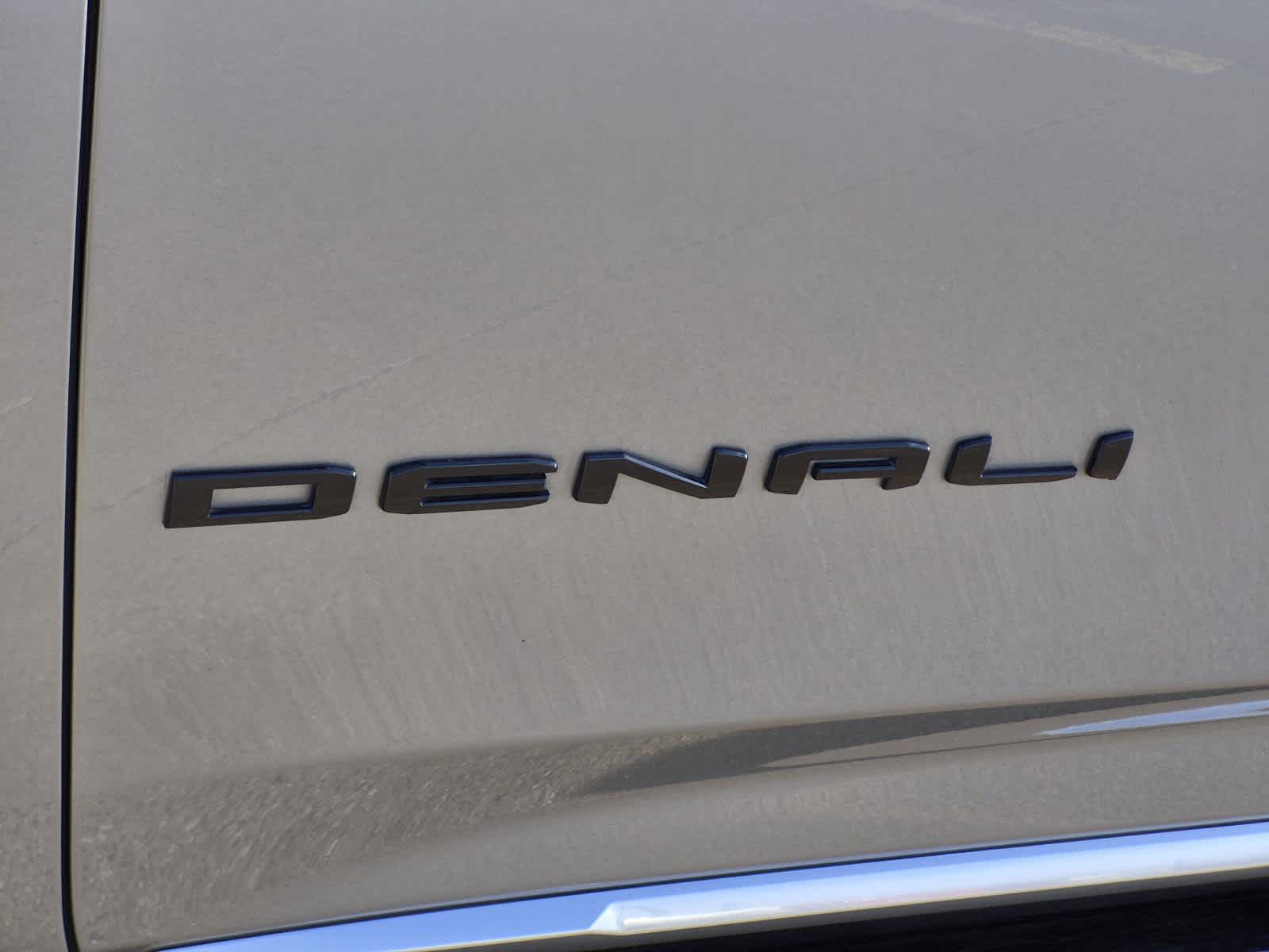 2024 GMC Yukon Denali