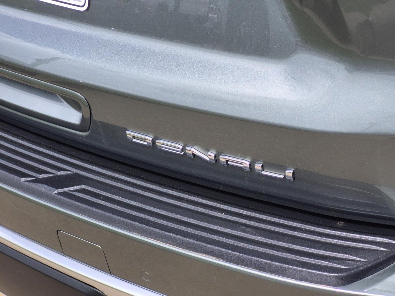 2024 GMC Yukon Denali