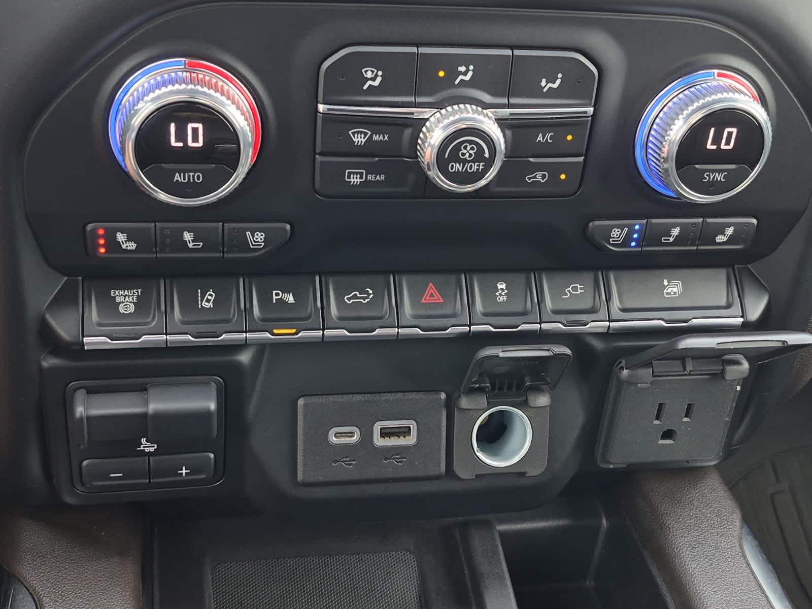 2022 GMC Sierra 3500 HD Denali