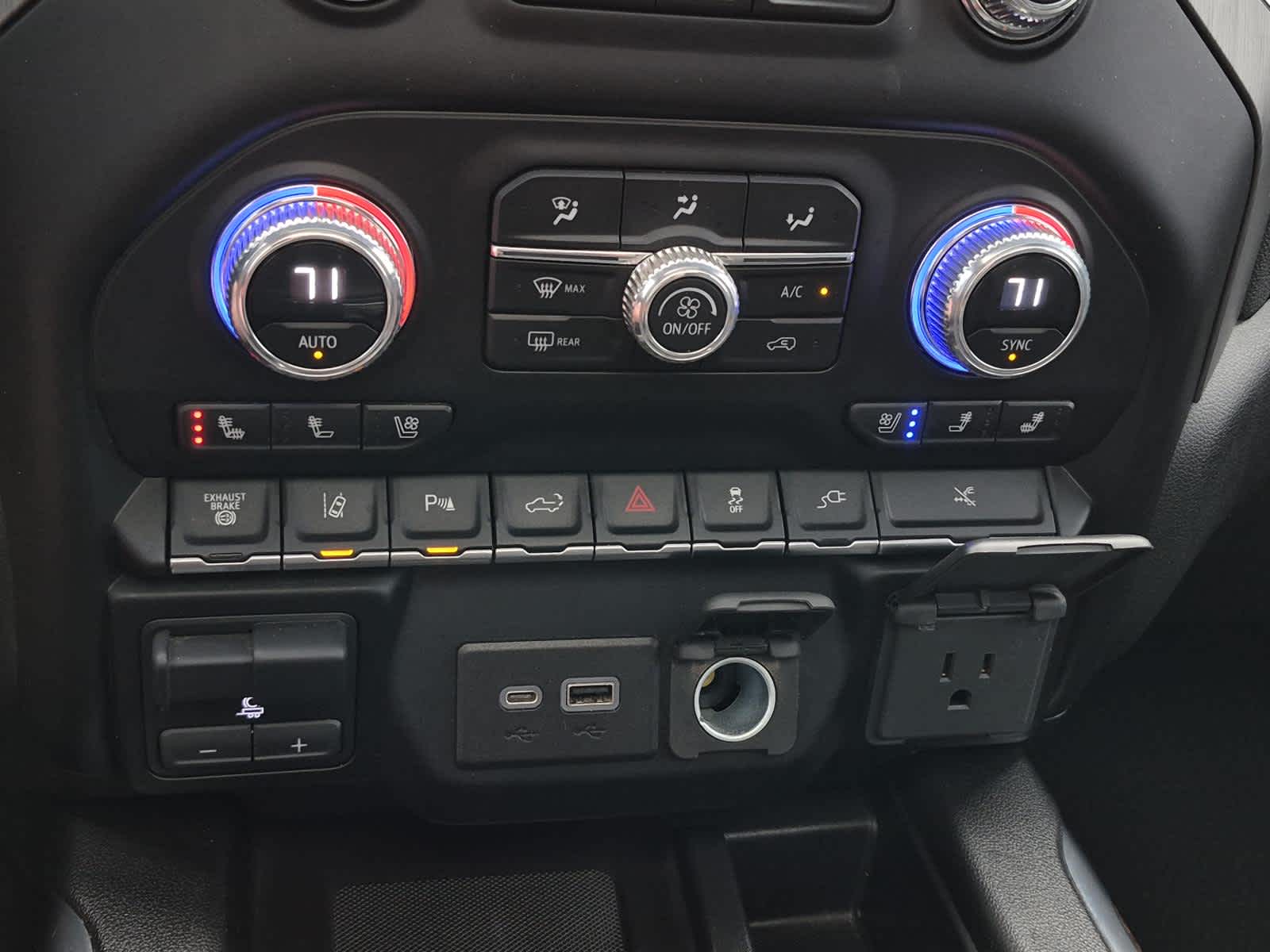 2023 GMC Sierra 3500 HD Denali