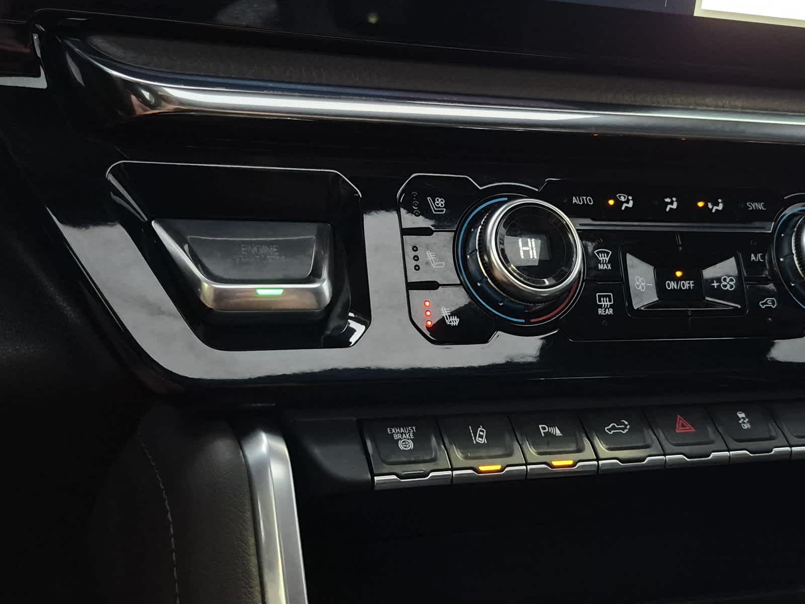 2025 GMC Sierra 3500 HD Denali DRW