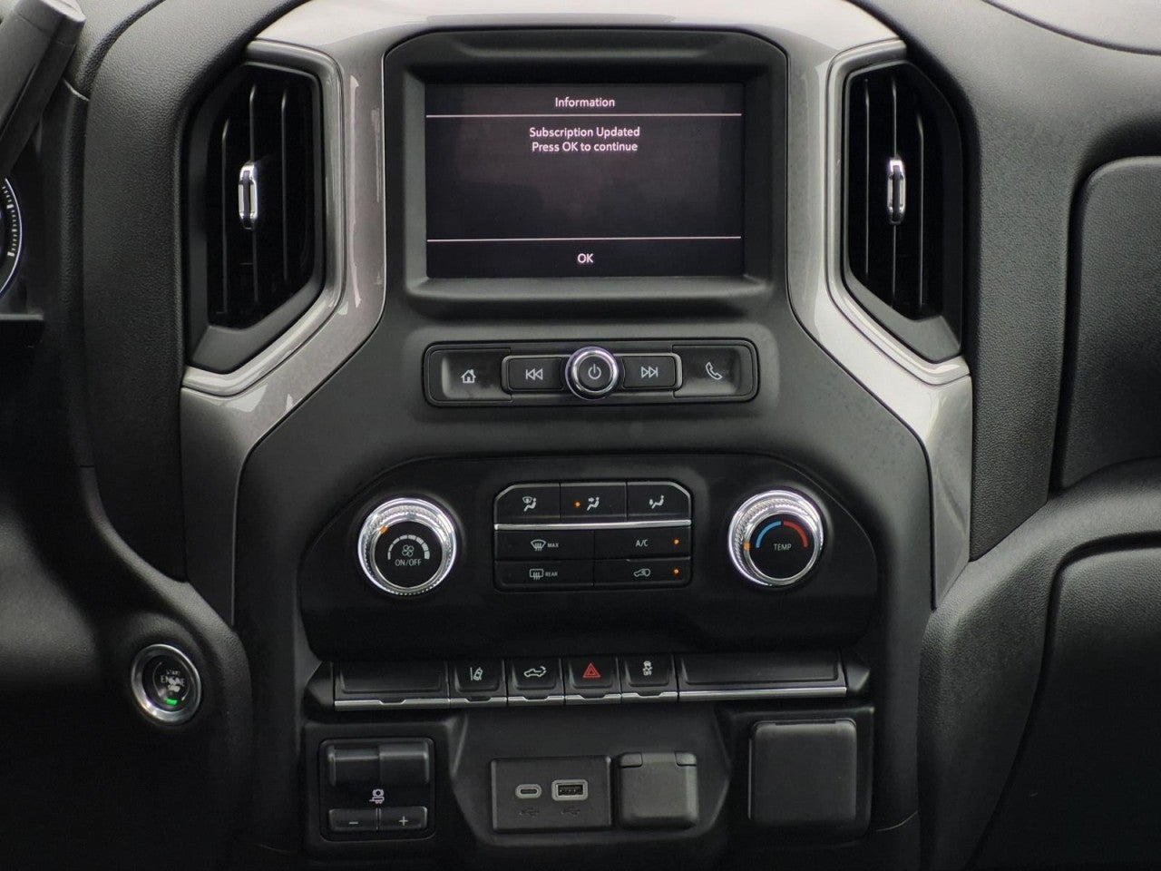 2024 GMC Sierra 3500 HD Pro
