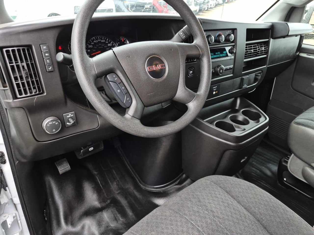 2024 GMC Savana Cargo 2500 Work Van