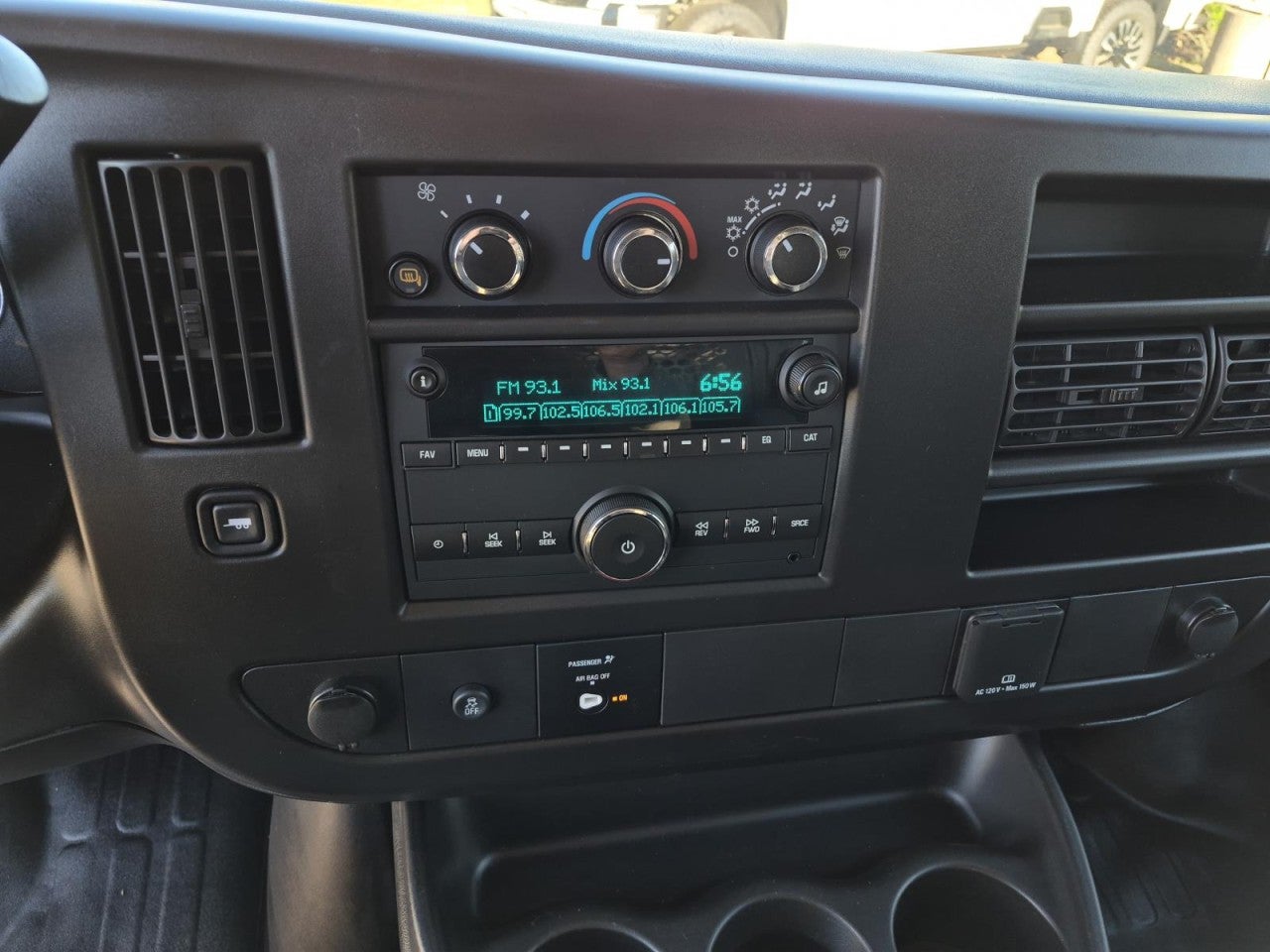 2024 GMC Savana Cargo 2500 Work Van