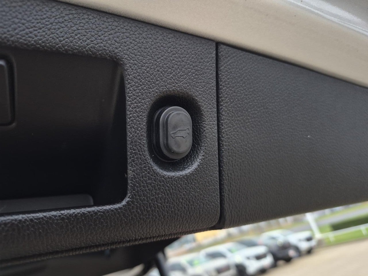 2020 Cadillac Escalade Premium Luxury