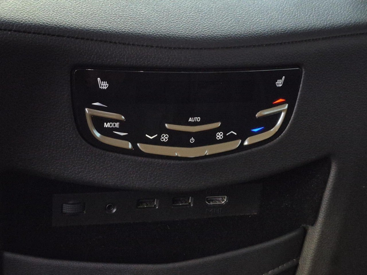 2020 Cadillac Escalade Premium Luxury