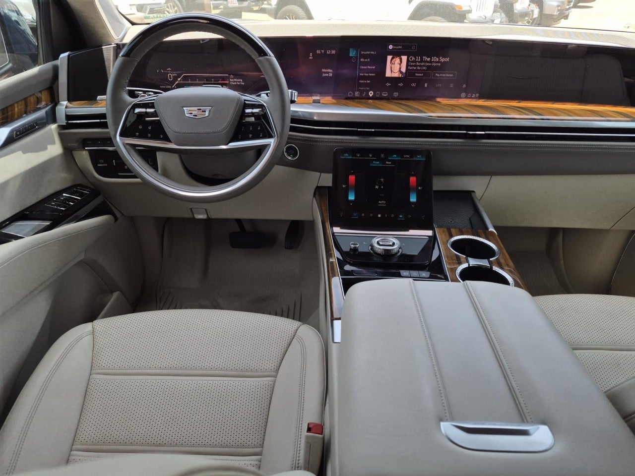 2025 Cadillac Escalade Sport Platinum