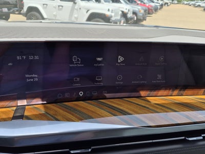 2025 Cadillac Escalade Sport Platinum