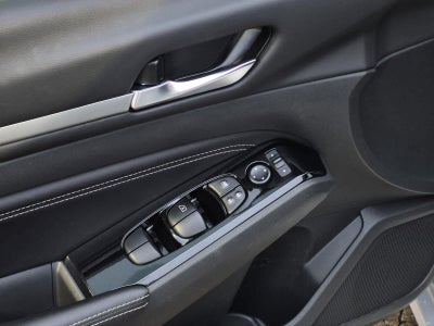 2023 Nissan Altima SL FWD