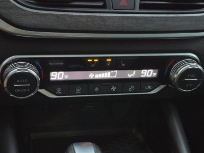 2023 Nissan Altima SL FWD