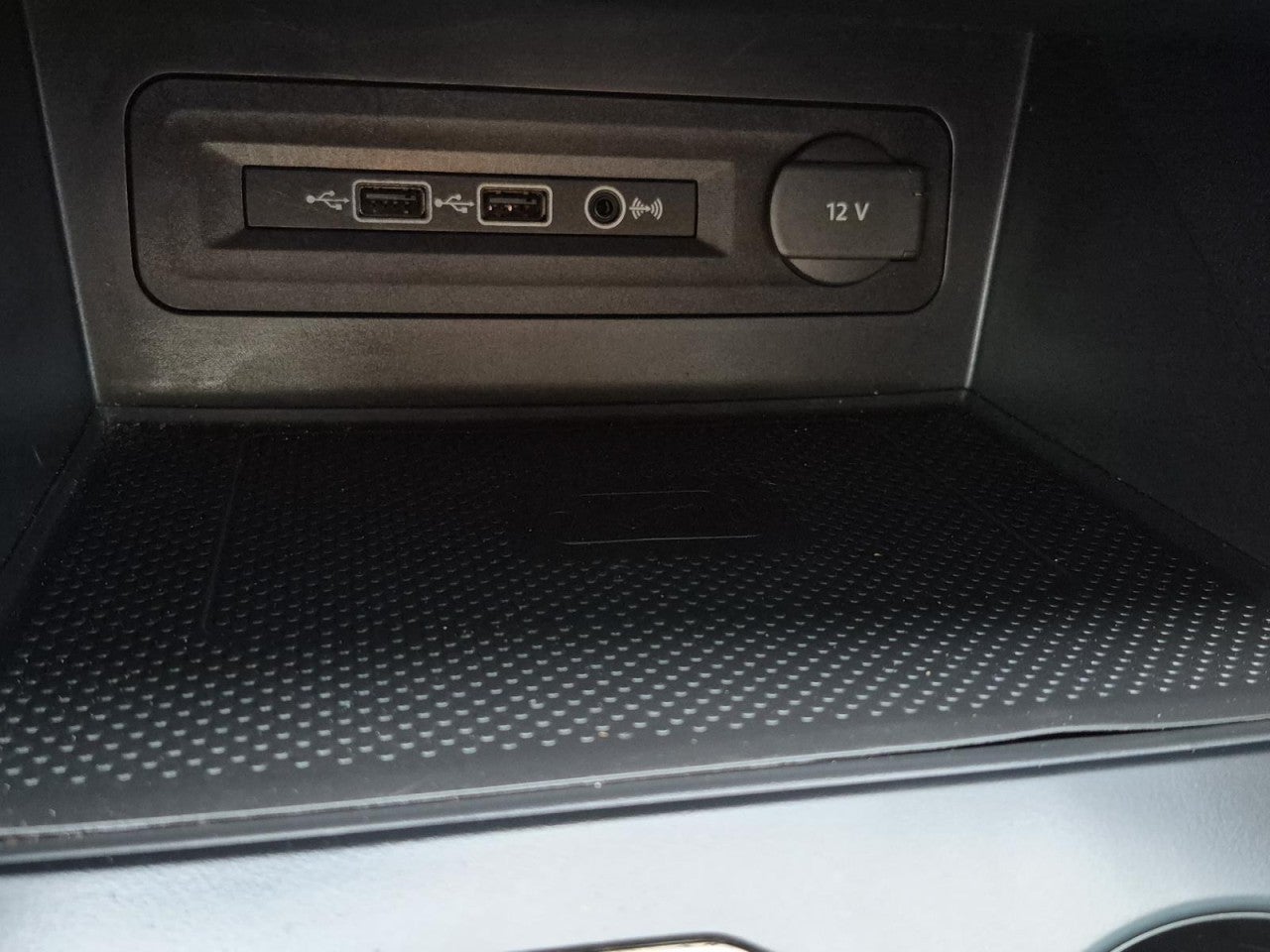 2021 Volkswagen Atlas 3.6L V6 SE w/Technology R-Line