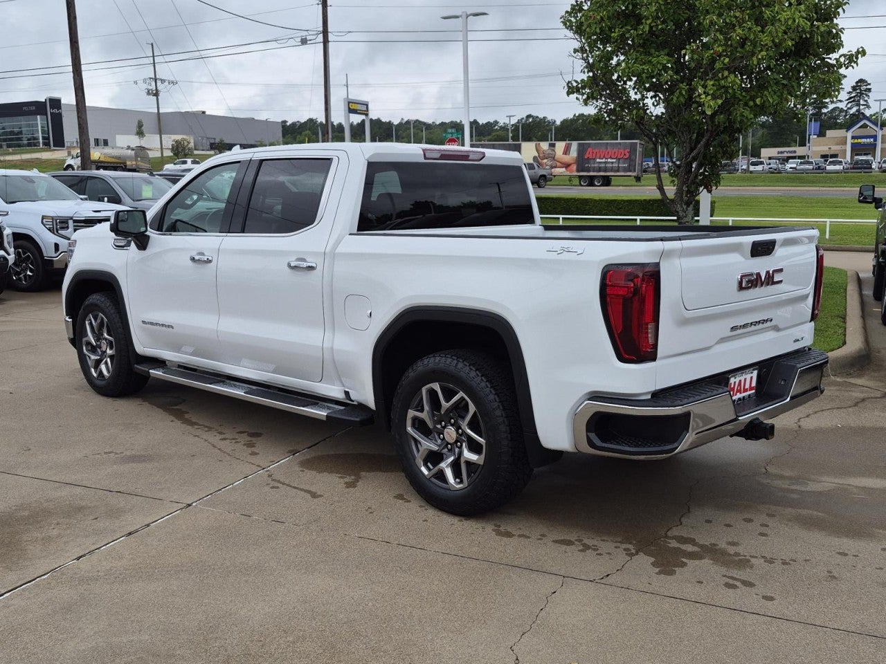 2024 GMC Sierra 1500 SLT
