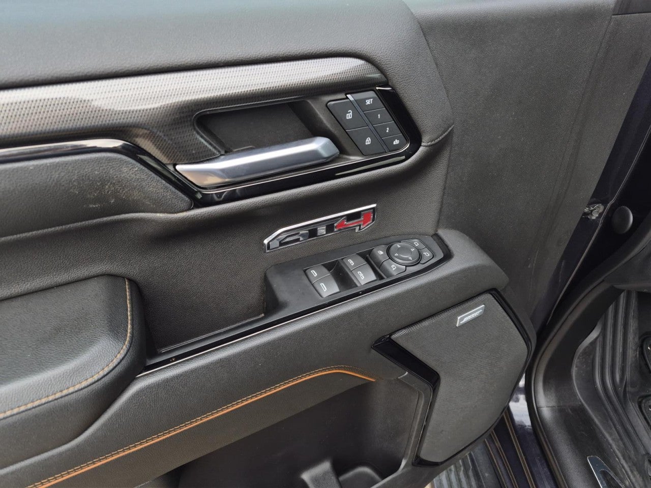 2022 GMC Sierra 1500 AT4