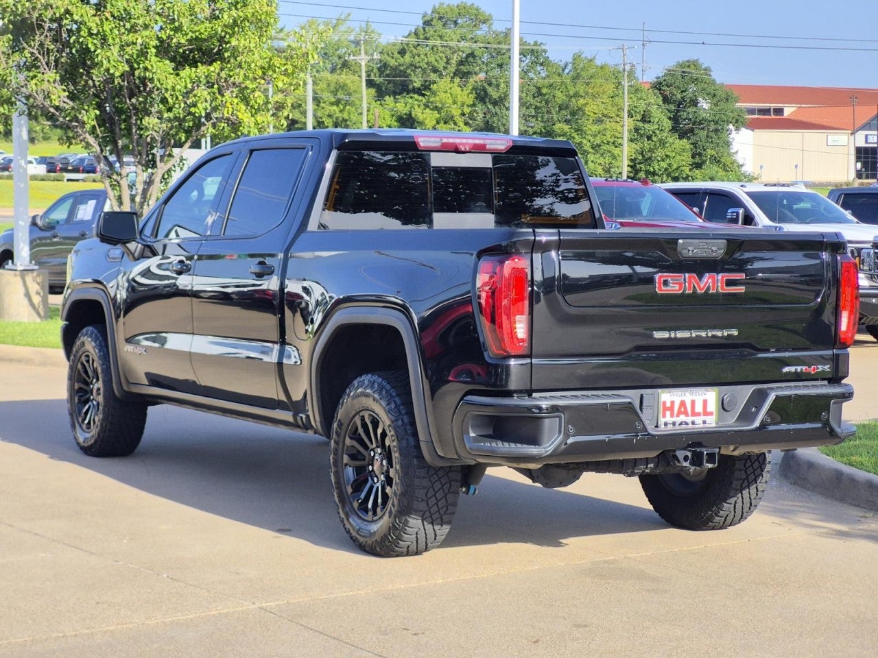 2023 GMC Sierra 1500 AT4X