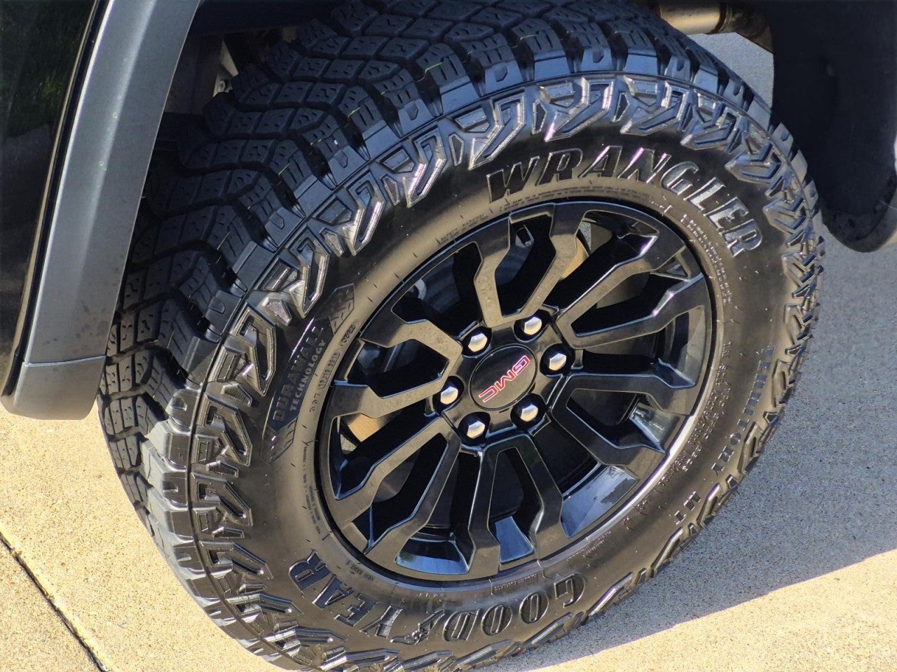 2023 GMC Sierra 1500 AT4X
