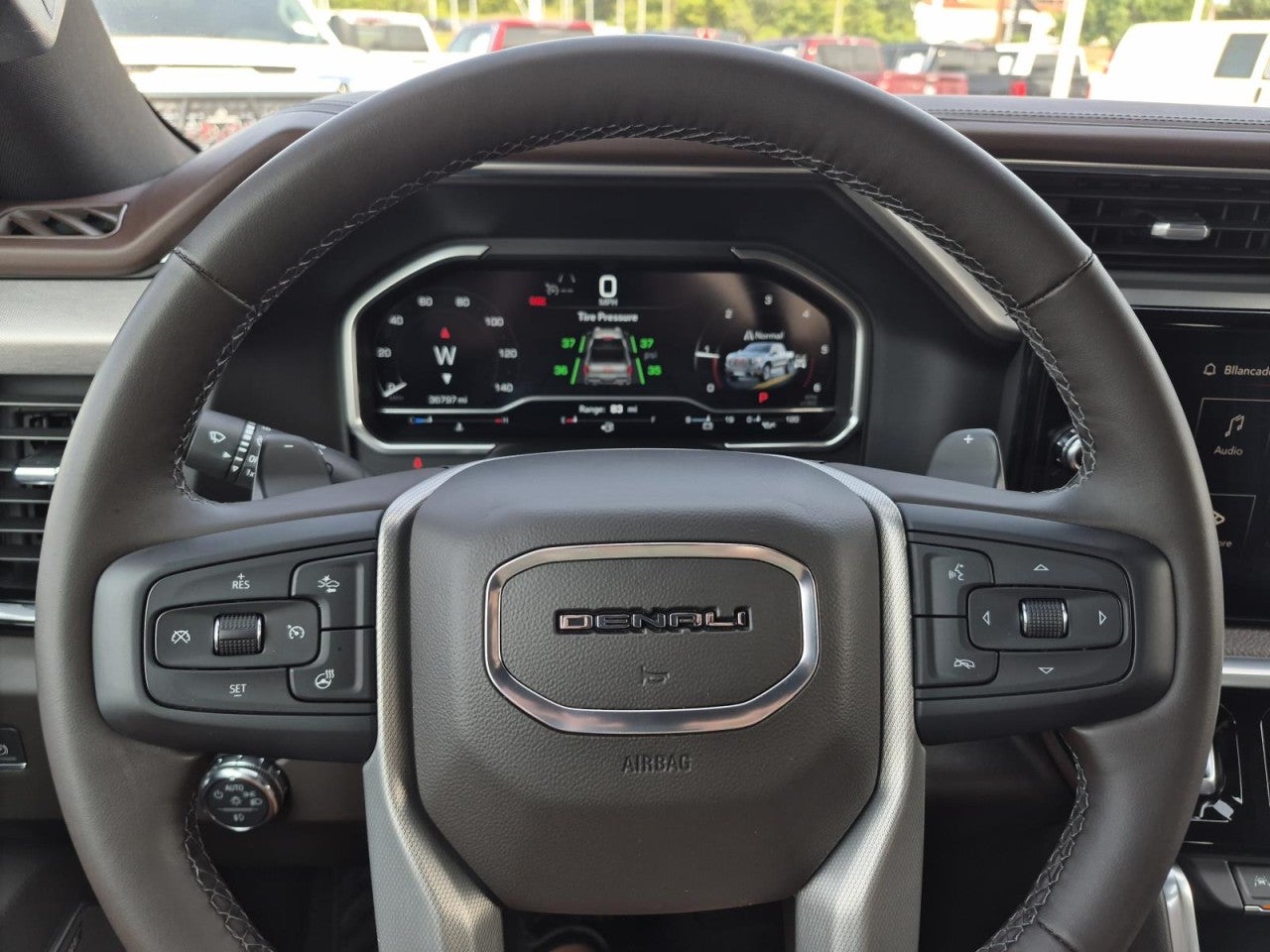 2023 GMC Sierra 1500 Denali