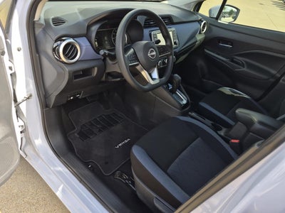 2023 Nissan Versa SV