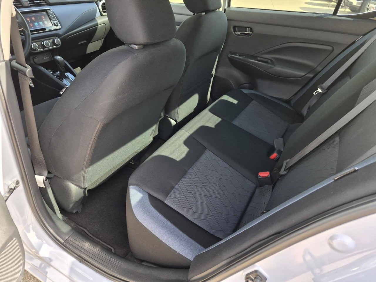 2023 Nissan Versa SV