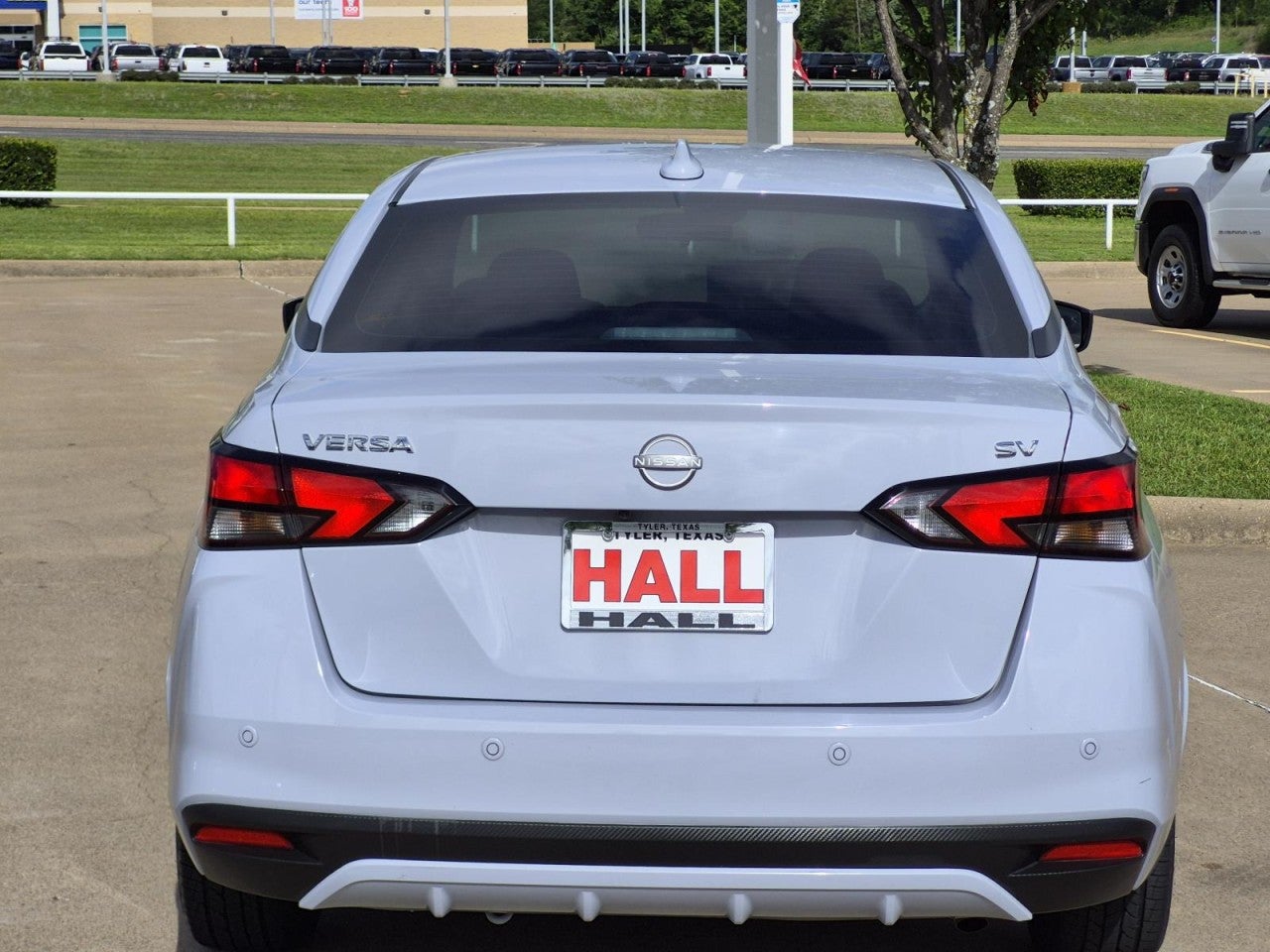 2023 Nissan Versa SV