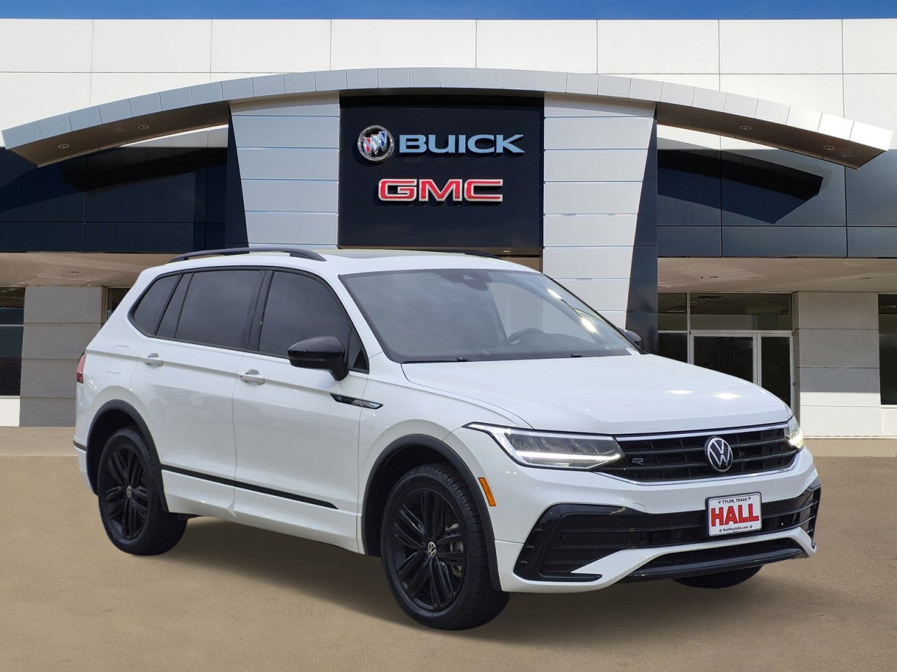 2022 Volkswagen Tiguan 2.0T SE R-Line Black