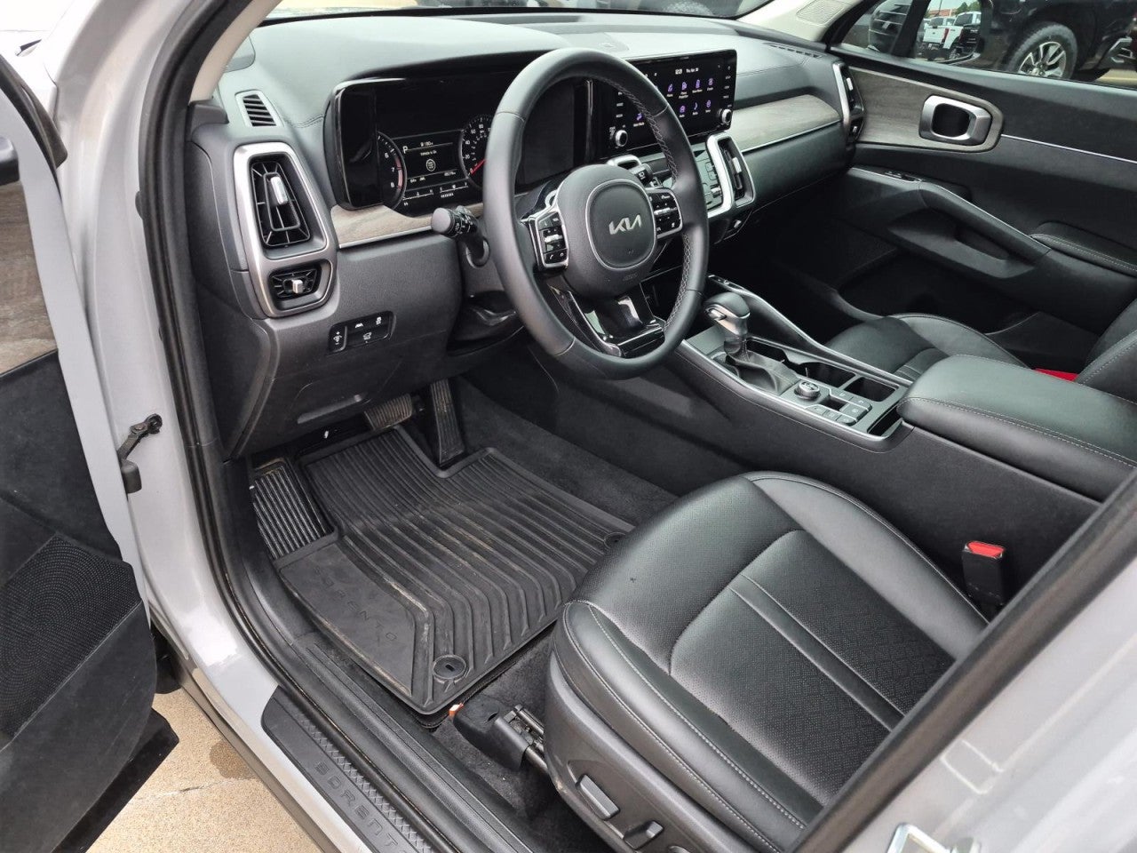 2023 Kia Sorento EX