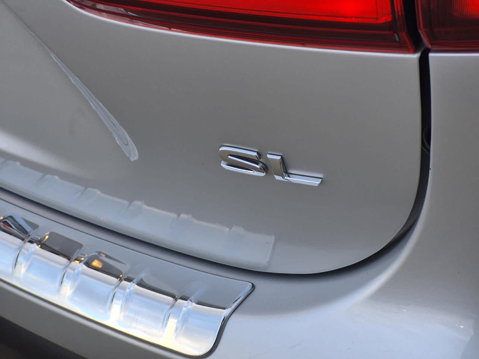 2022 Nissan Rogue Sport SL FWD Xtronic CVT