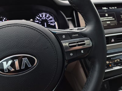 2020 Kia Cadenza Technology