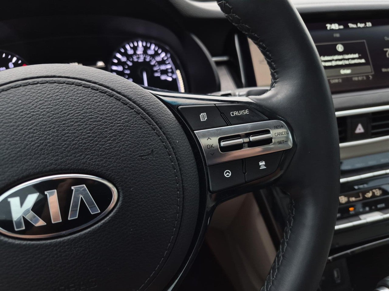 2020 Kia Cadenza Technology