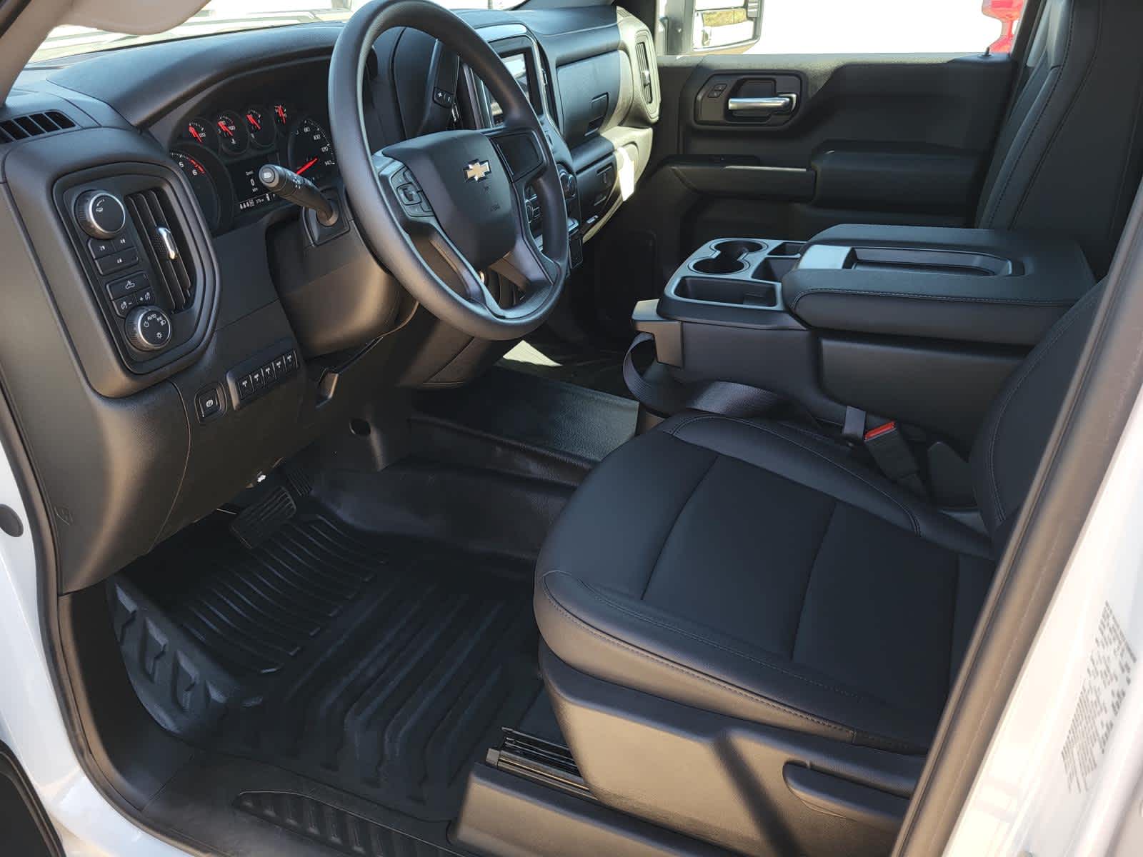 2025 Chevrolet Silverado 3500 HD Chassis Cab Work Truck