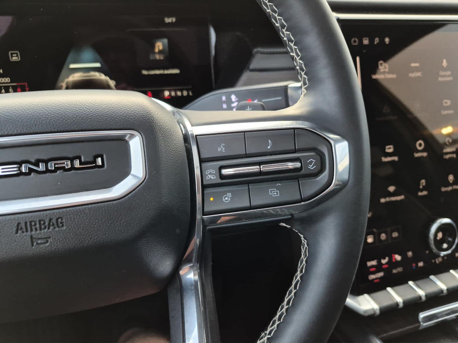 2025 GMC Acadia Denali