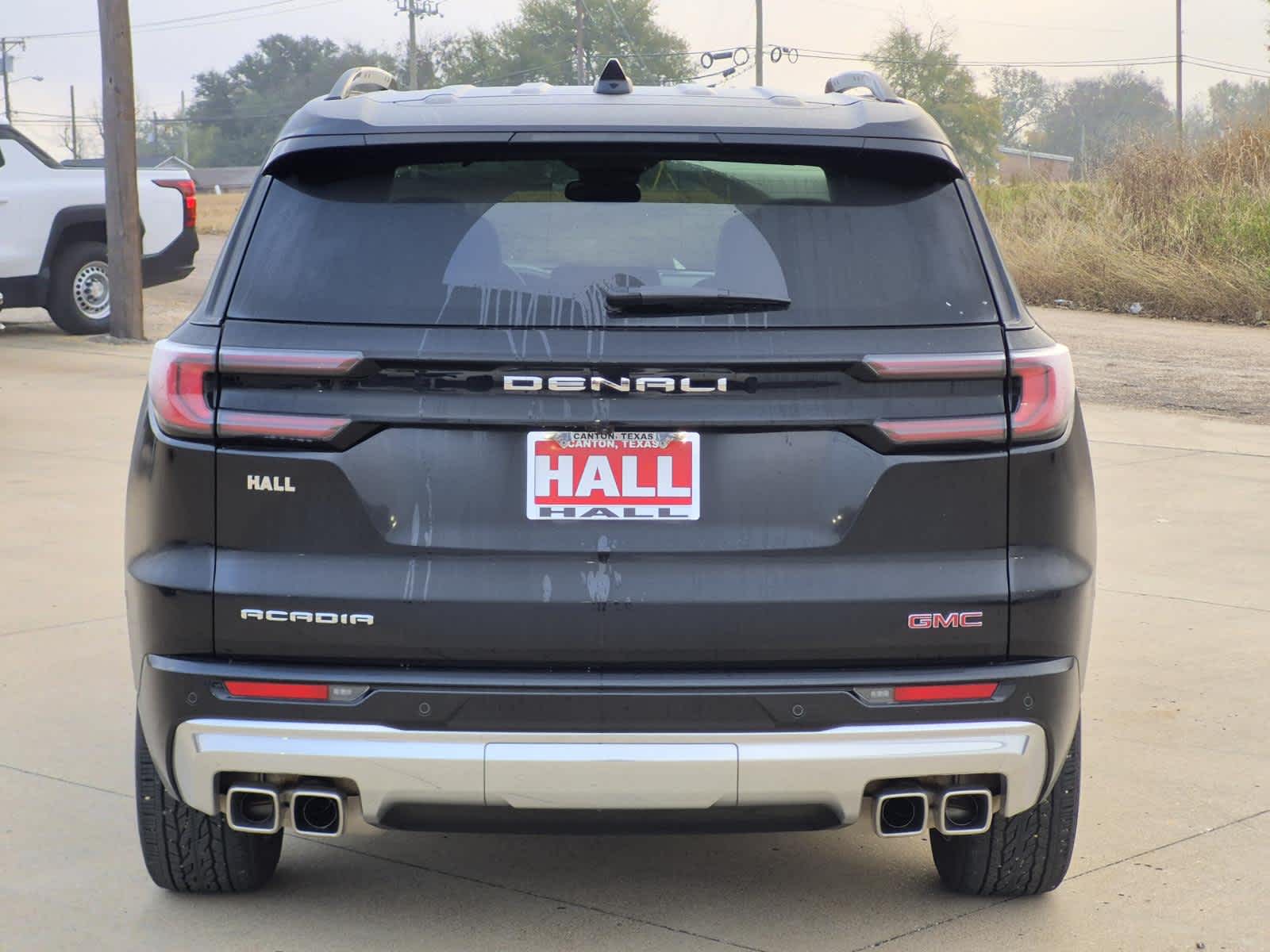 2025 GMC Acadia Denali