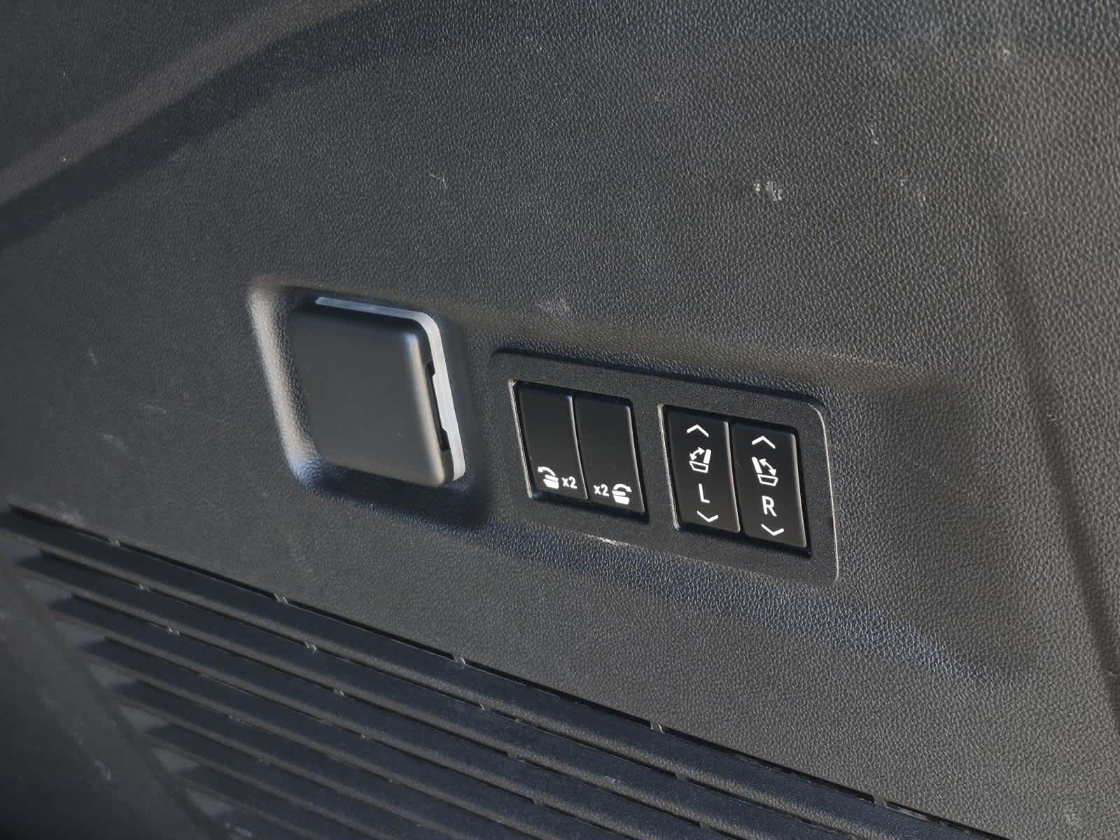 2022 Chevrolet Suburban High Country