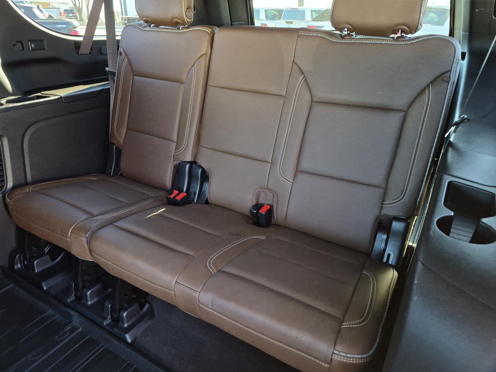 2022 Chevrolet Suburban High Country