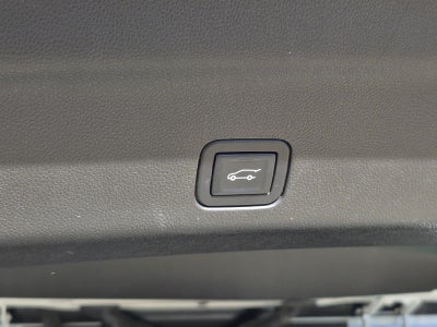 2022 Chevrolet Suburban High Country