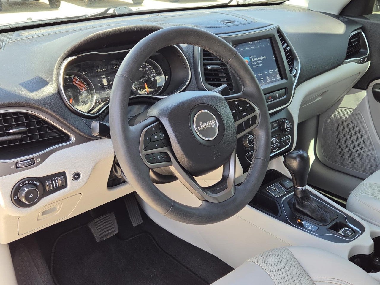 2022 Jeep Cherokee Latitude Lux FWD