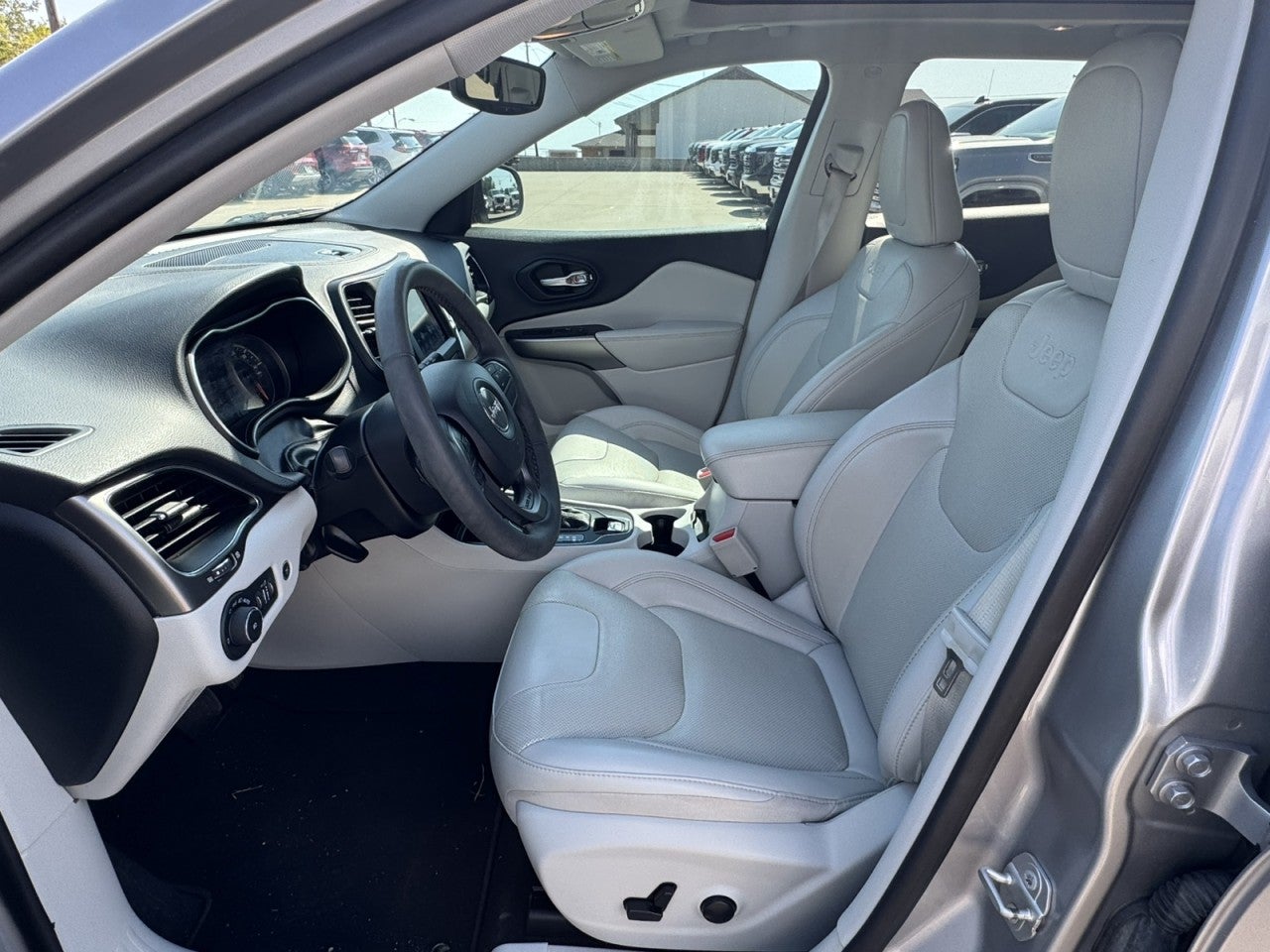 2022 Jeep Cherokee Latitude Lux FWD