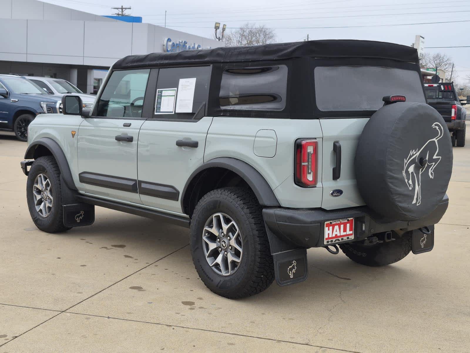 2021 Ford Bronco Base