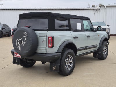 2021 Ford Bronco Base