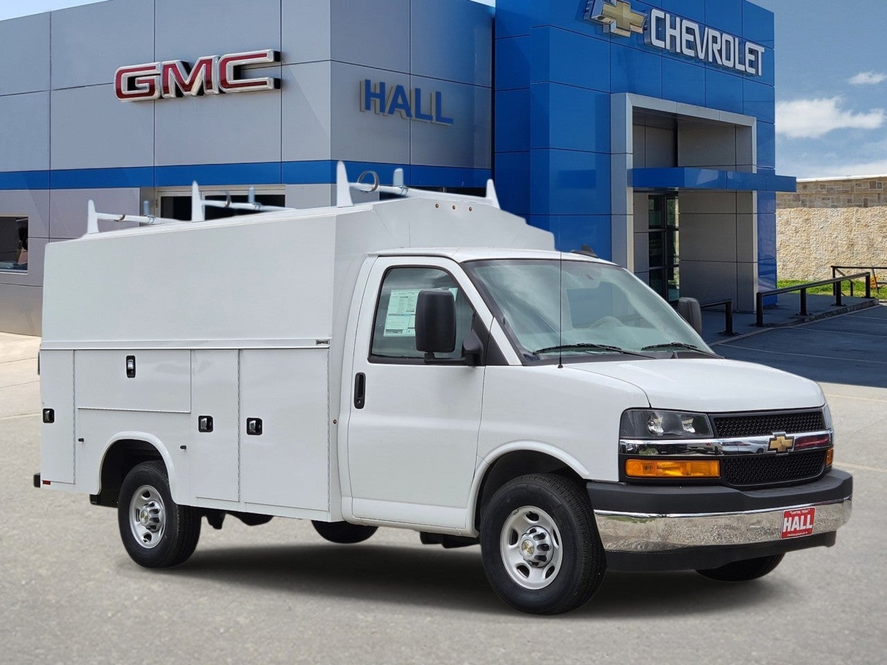 2026 Chevrolet Express Cutaway 3500 1WT