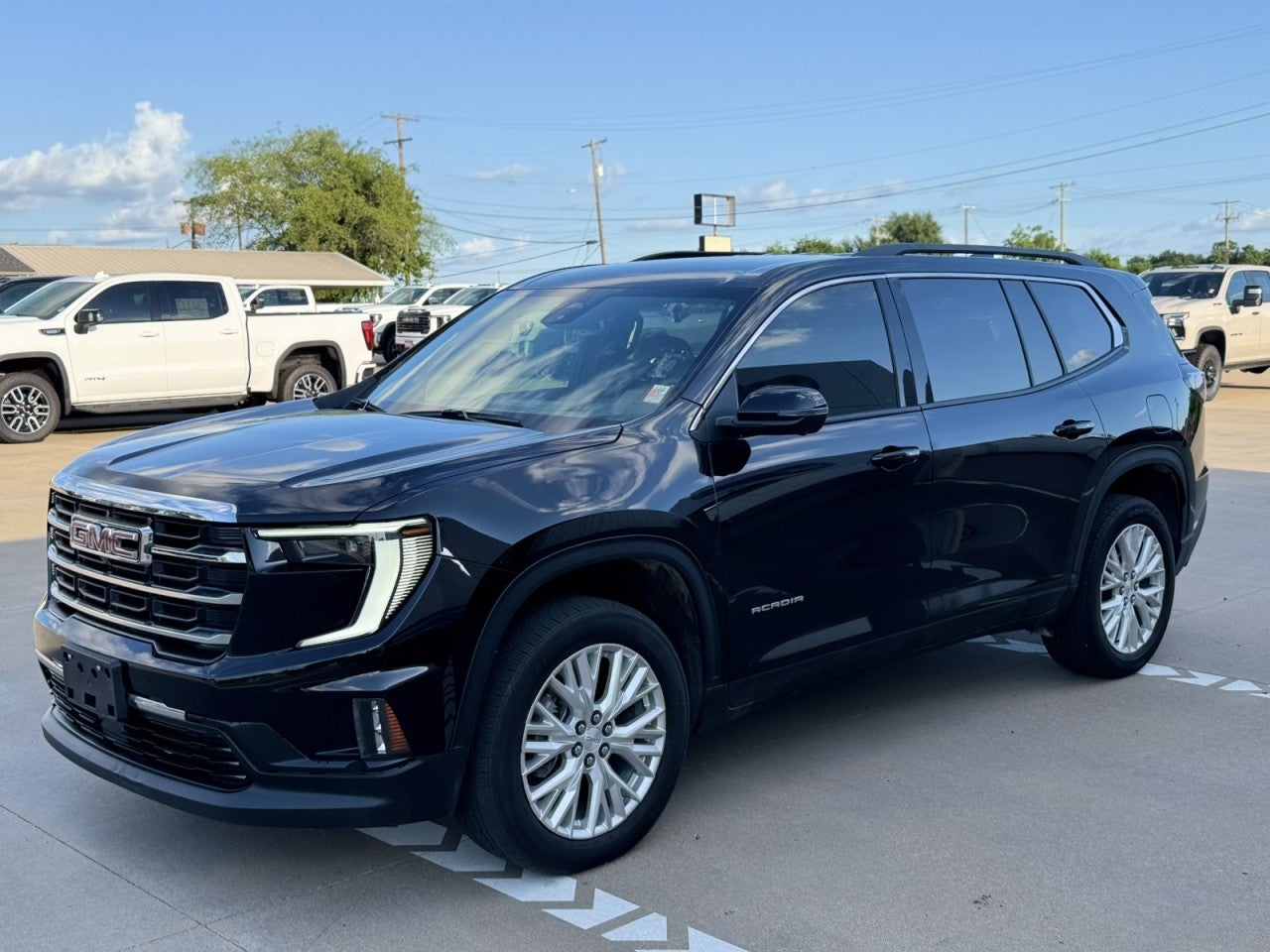 2024 GMC Acadia Elevation - Photo 2