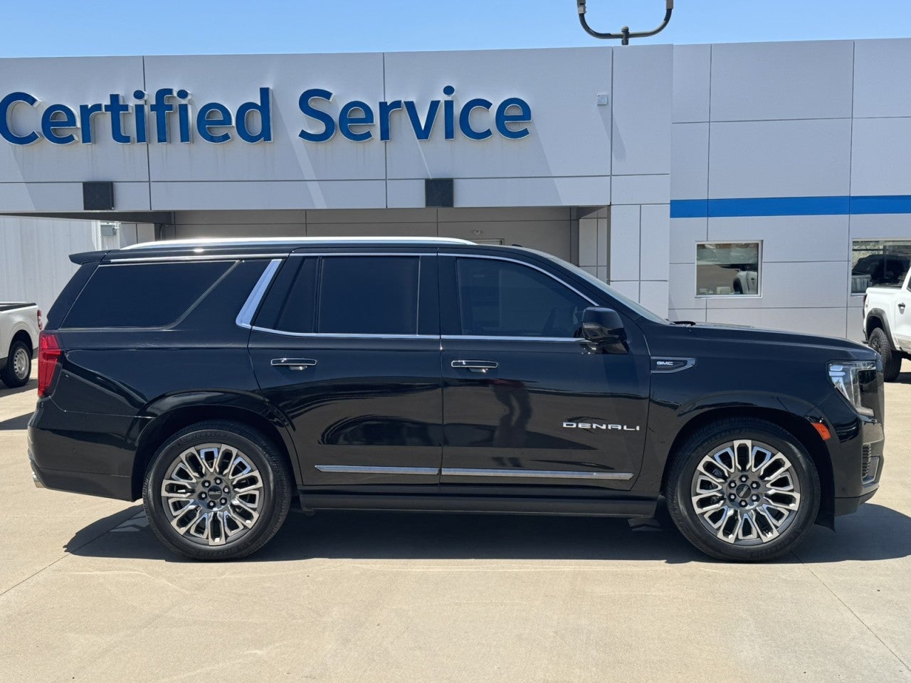 2023 GMC Yukon Denali Ultimate
