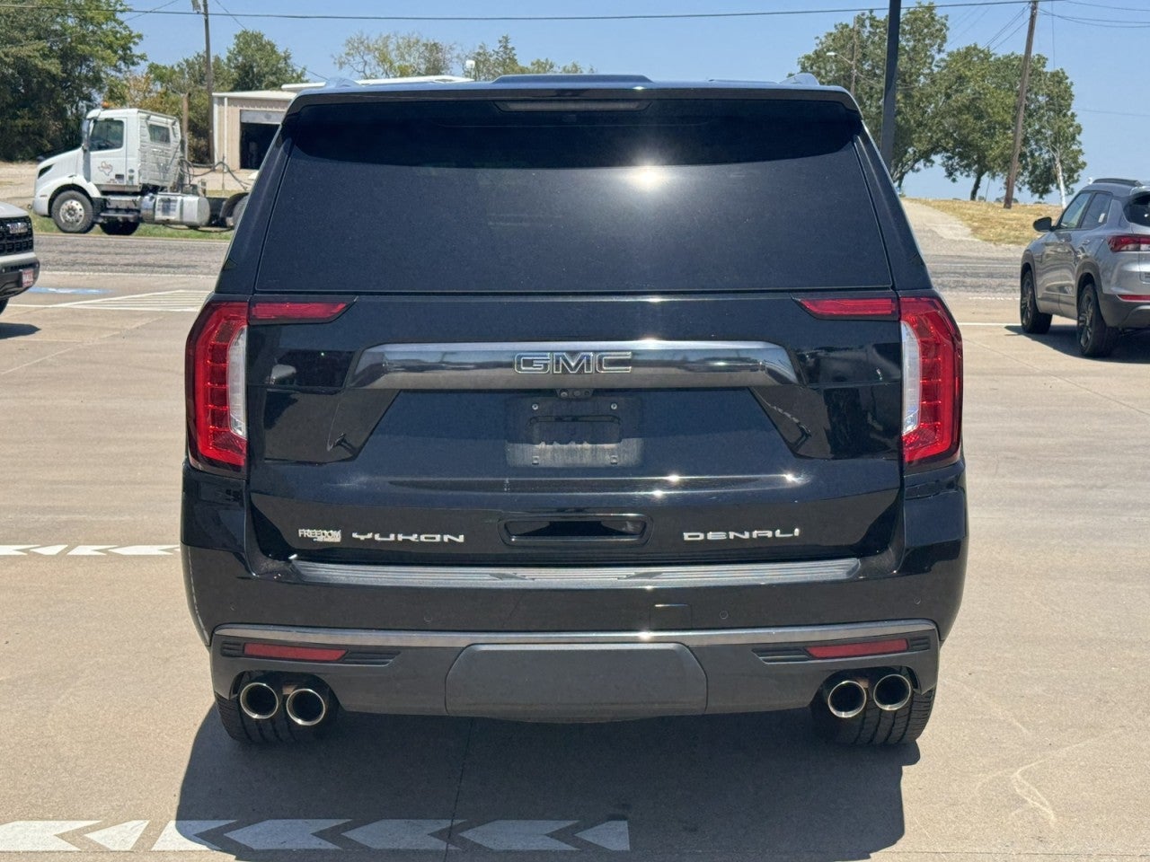 2023 GMC Yukon Denali Ultimate