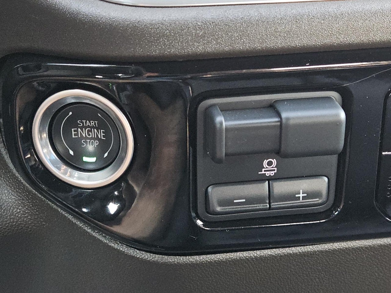 2025 GMC Sierra 2500 HD SLE