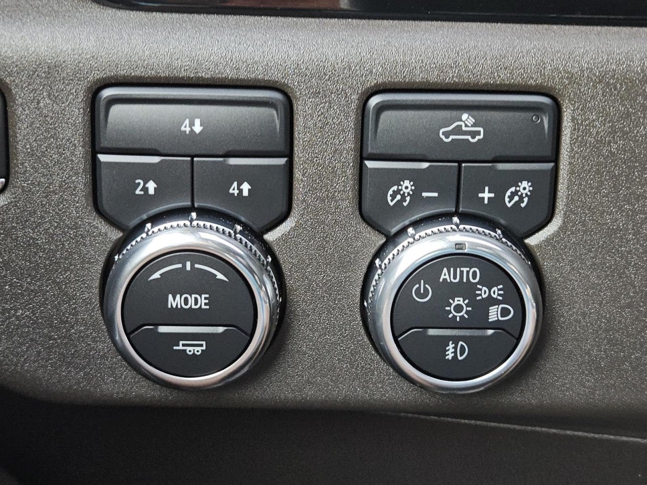 2025 GMC Sierra 2500HD SLE - Photo 18